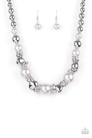 Hollywood HAUTE Spot - Silver Necklace